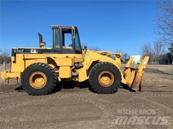 CAT 950F Ładowarki kołowe