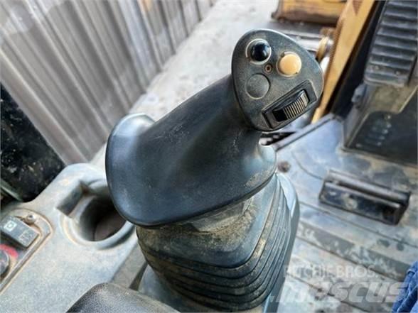 CAT D3K2 Spycharki gąsienicowe