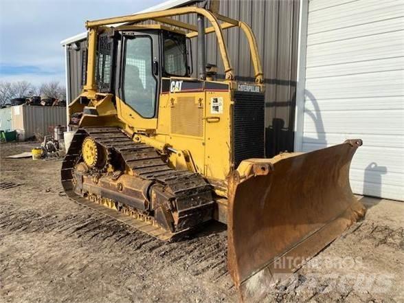 CAT D5M XL Spycharki gąsienicowe