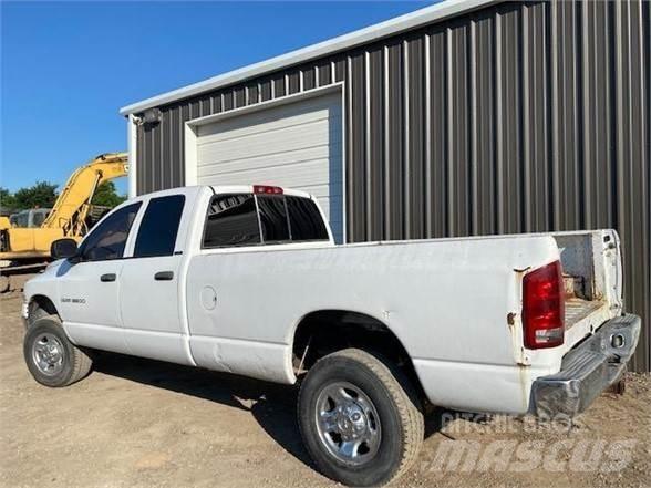 Dodge RAM 3500 Pick-upy / Pojazdy z otwieranymi burtami