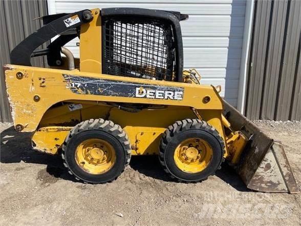 John Deere 317 Ładowarki burtowe