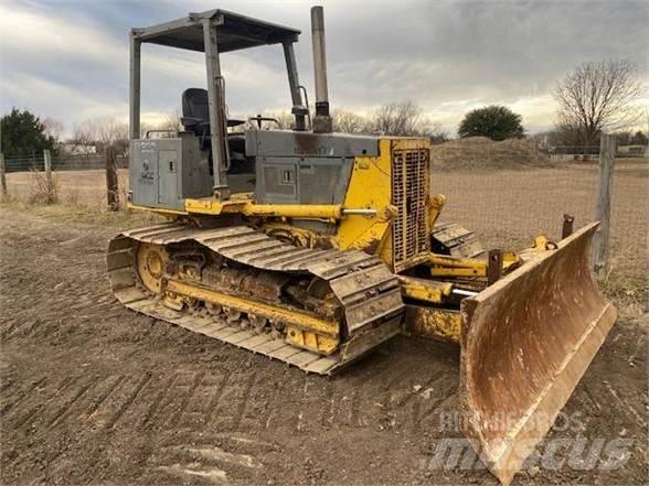 Komatsu D32P-1 Spycharki gąsienicowe