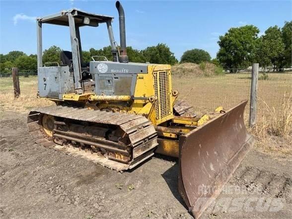Komatsu D32P-1 Spycharki gąsienicowe