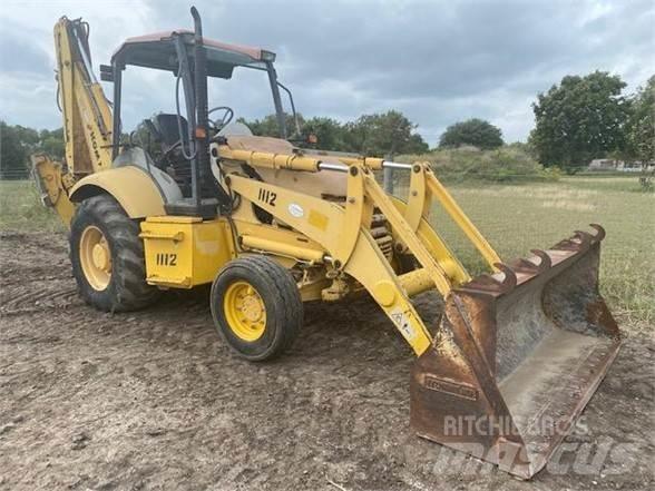 Komatsu WB140 Koparko-ładowarki