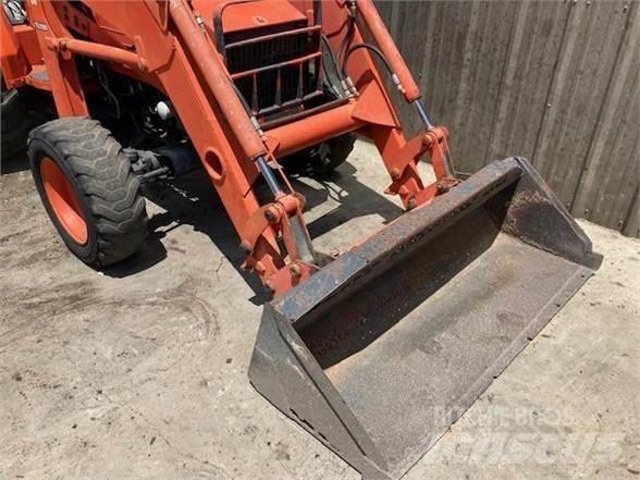Kubota L48 Koparko-ładowarki