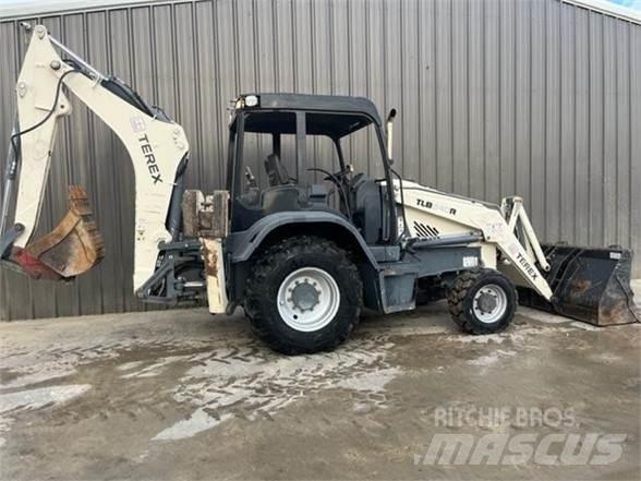 Terex TLB840R Koparko-ładowarki