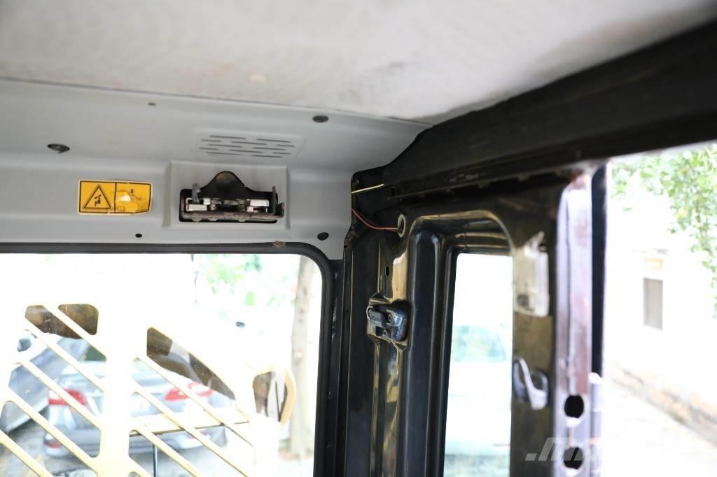 CAT 307 D Koparki gąsienicowe
