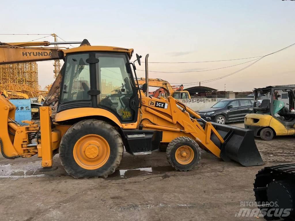 JCB 3CX Koparko-ładowarki