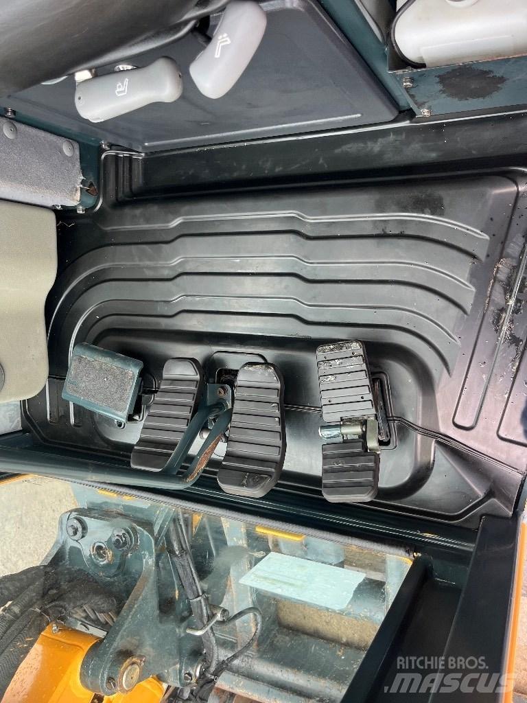 Hyundai R30 Z-9AK Minikoparki
