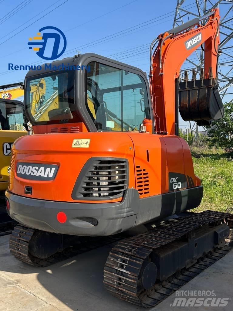 Doosan DX 60 Koparki gąsienicowe