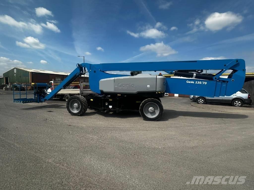 Genie ZX 135/70 Podnośniki przegubowe