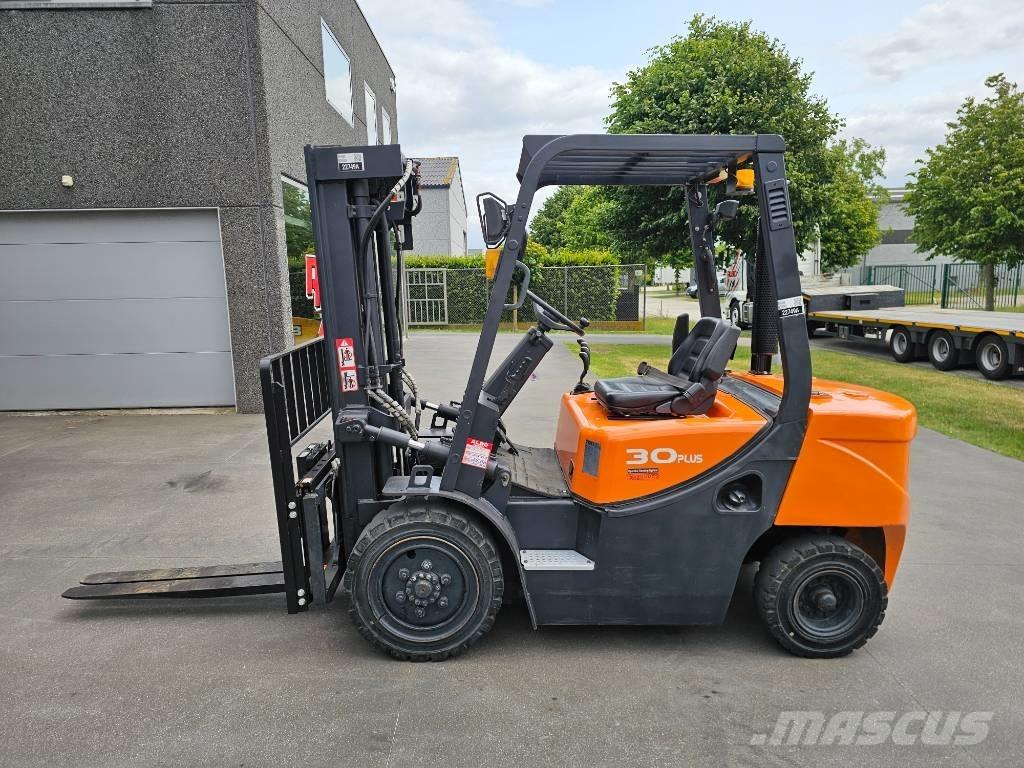 Doosan D 30 G Wózki Diesla