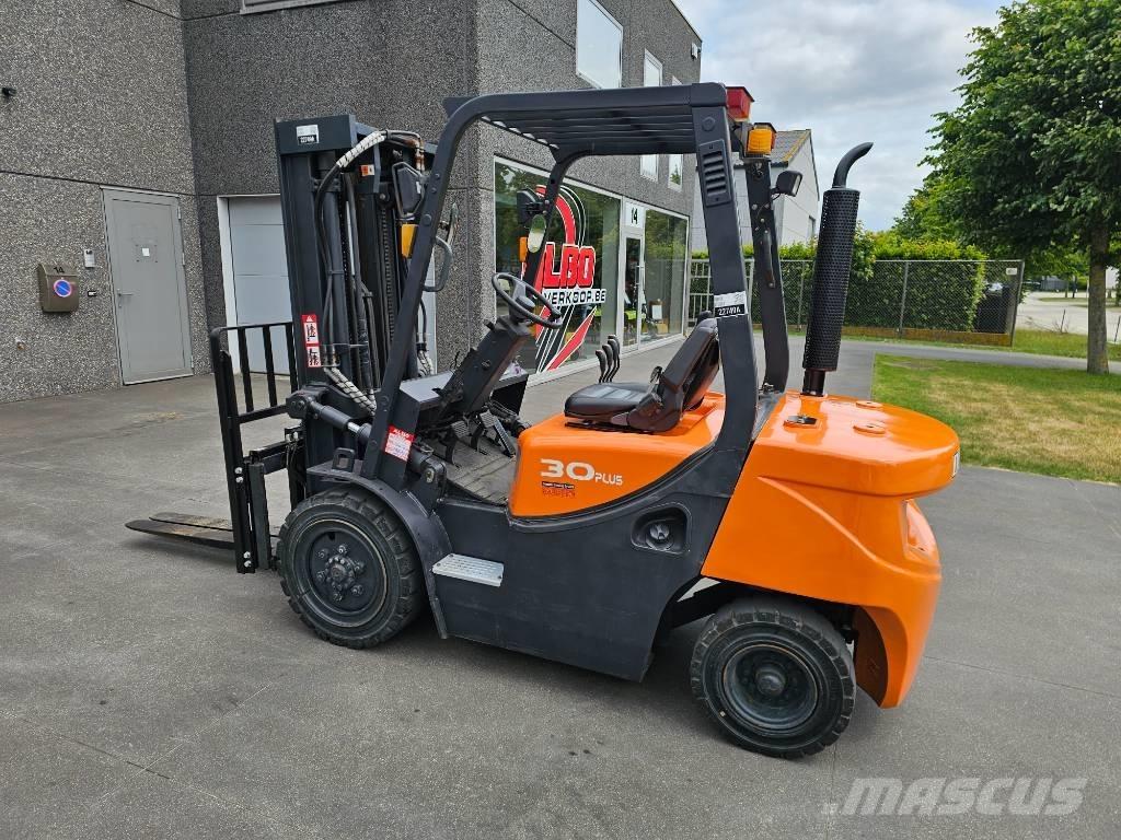 Doosan D 30 G Wózki Diesla