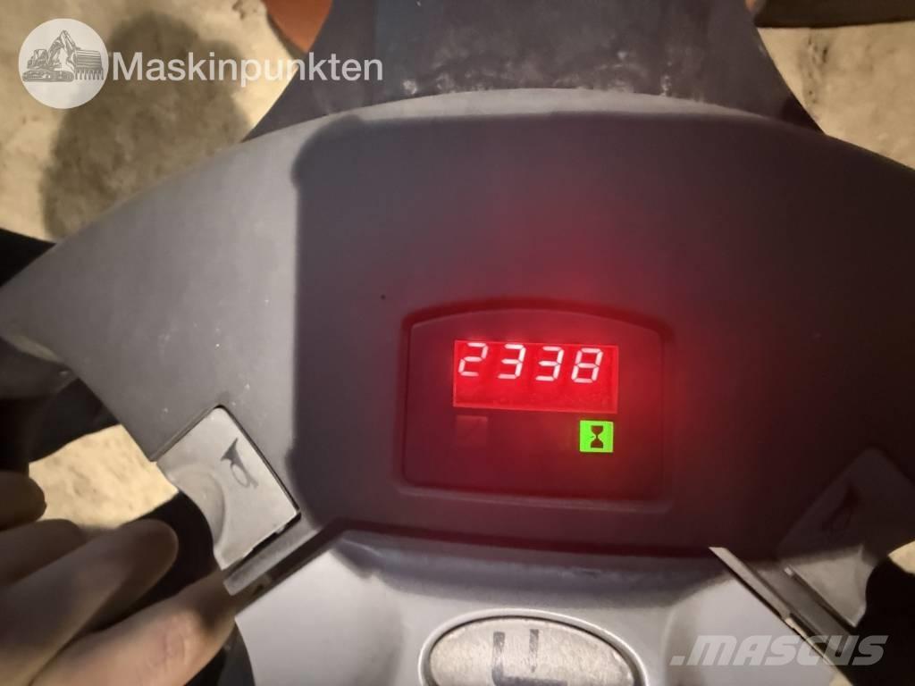 Toyota BT SWE 80 L Wózki elektryczne