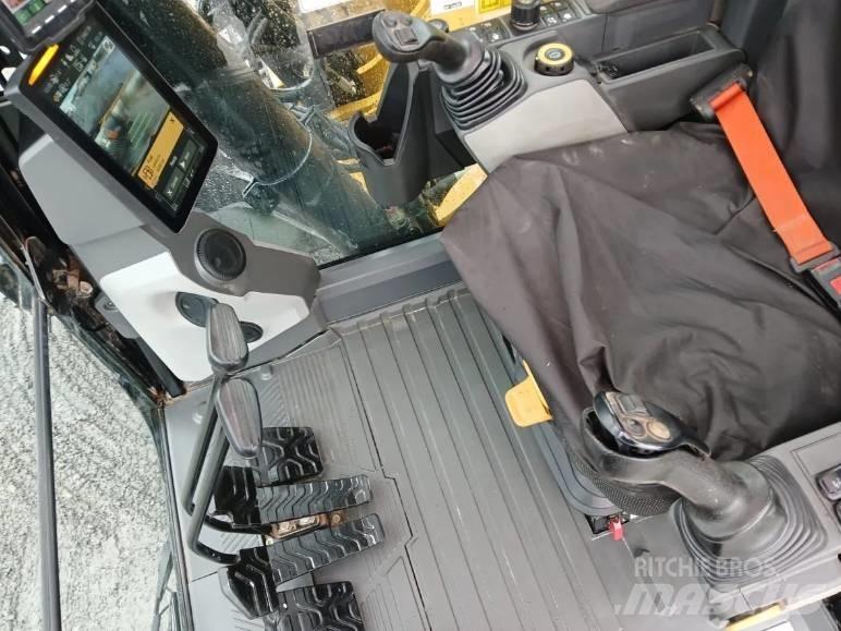 CAT 320 Koparki gąsienicowe