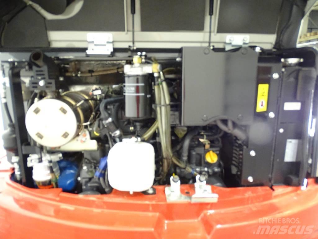 Takeuchi TB 257 FR Minikoparki