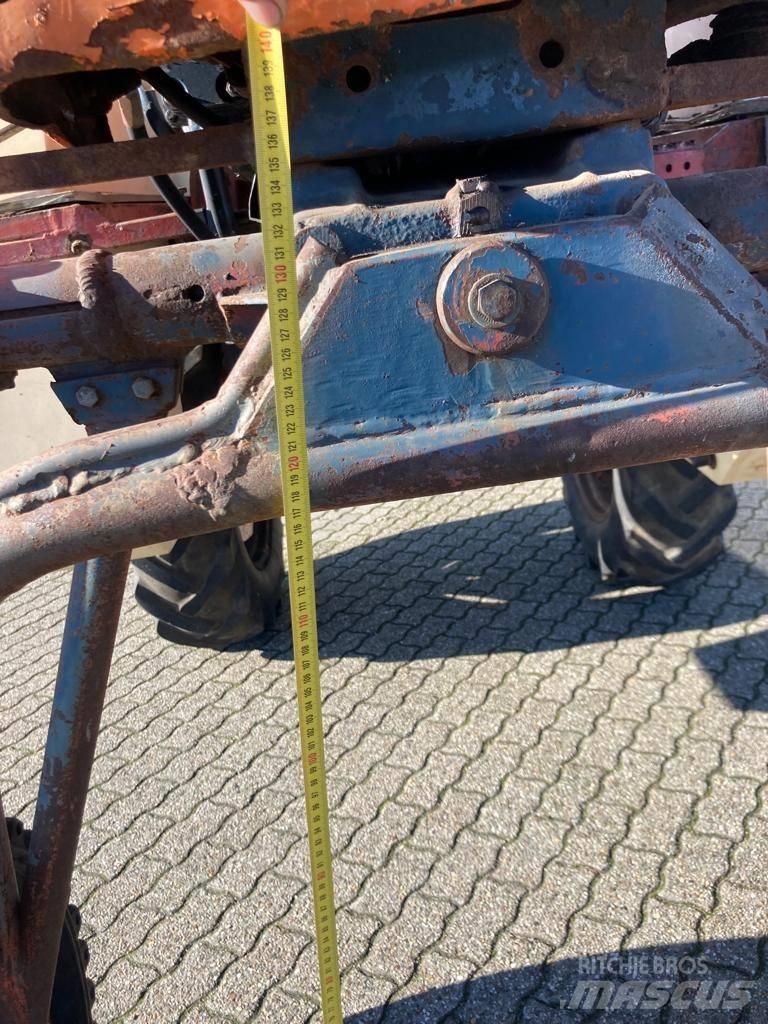 Universal 640V Ciągniki rolnicze