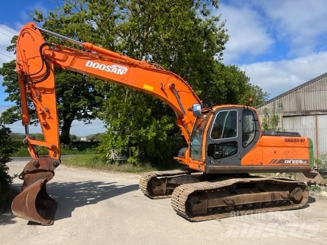 Doosan DX 225 LC Koparki gąsienicowe