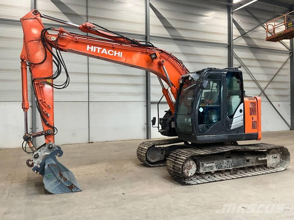 Hitachi ZX 135 US-6 Koparki gąsienicowe