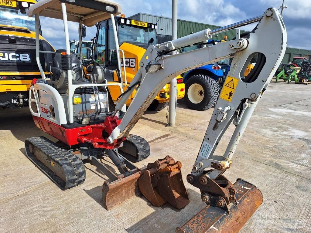 Takeuchi TB216 Minikoparki