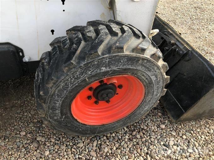 Bobcat S 300 Ładowarki burtowe