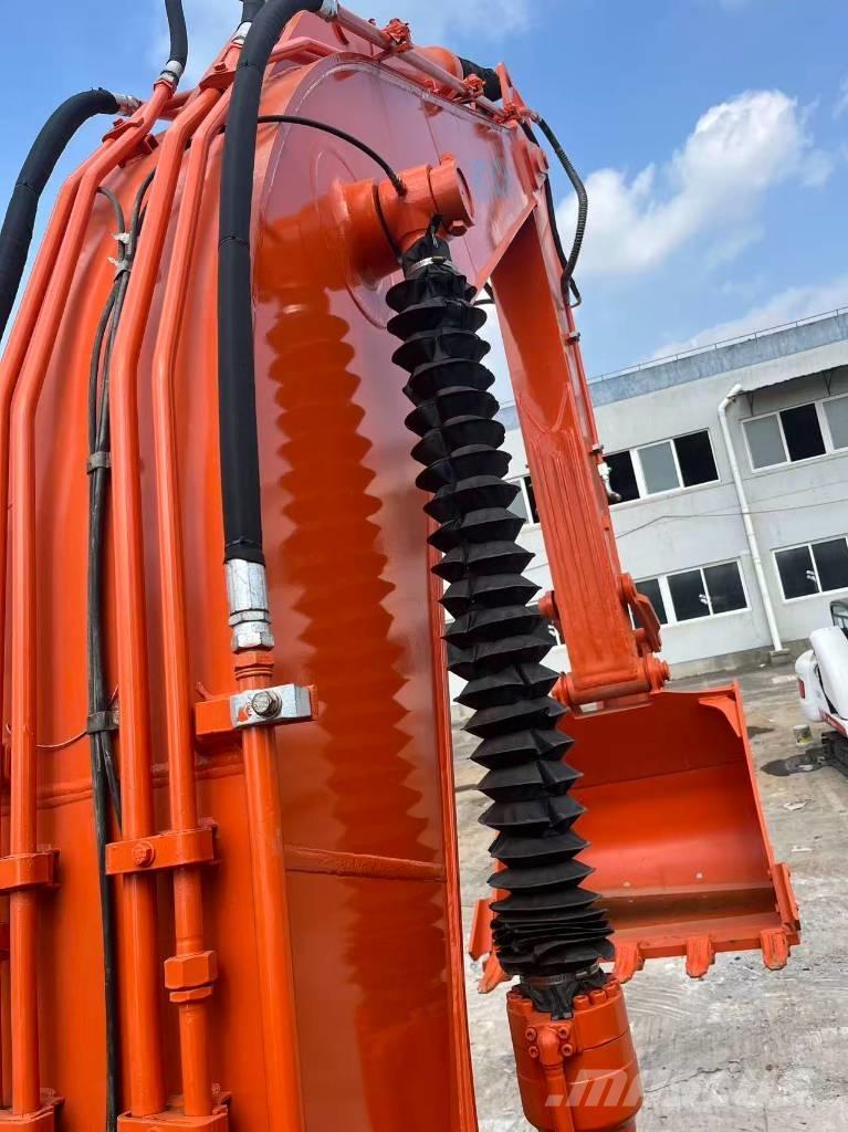 Hitachi ZX 250 Koparki gąsienicowe