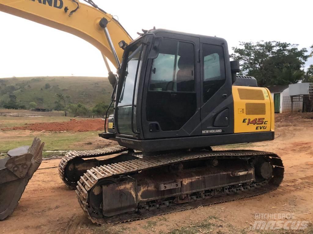 New Holland E 145 Koparki gąsienicowe