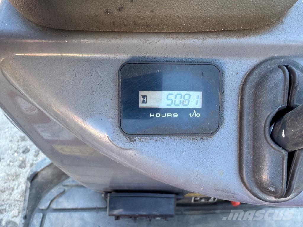 Yanmar SV08 (1E069) Minikoparki