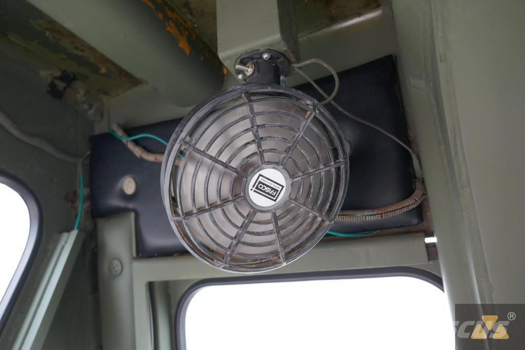 CAT D7G Ex-army Spycharki gąsienicowe