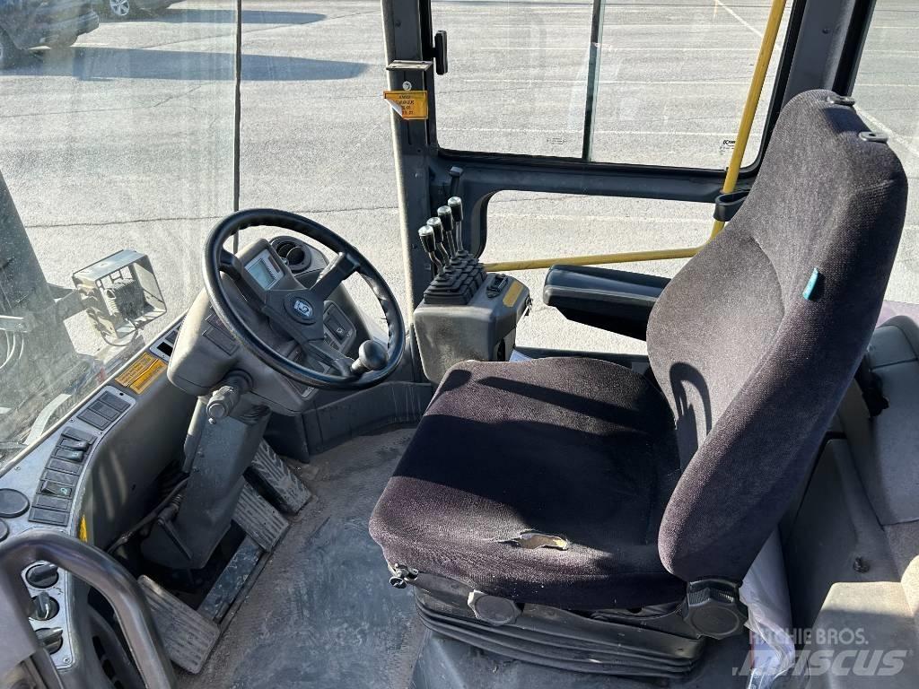 Kalmar DCE70-6 Wózki Diesla