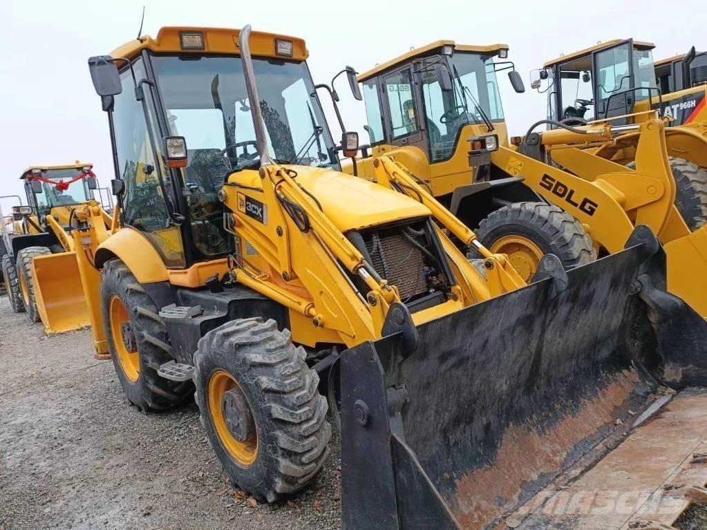 JCB 3 CX Koparko-ładowarki