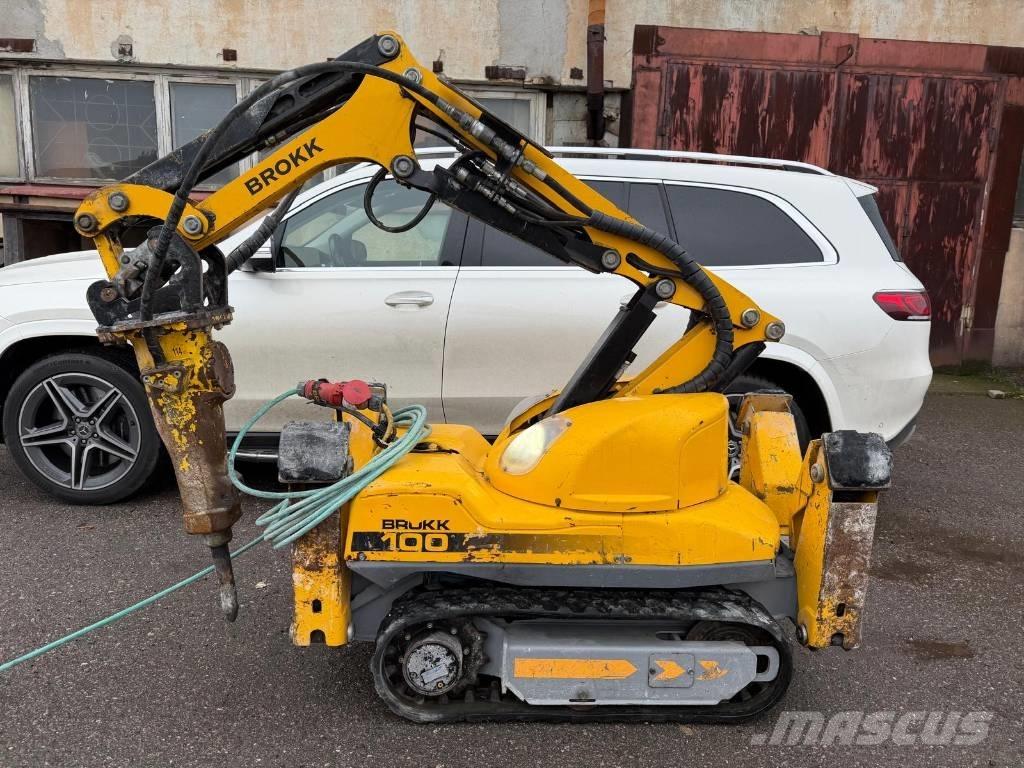 Brokk 100 Koparki wyburzeniowe