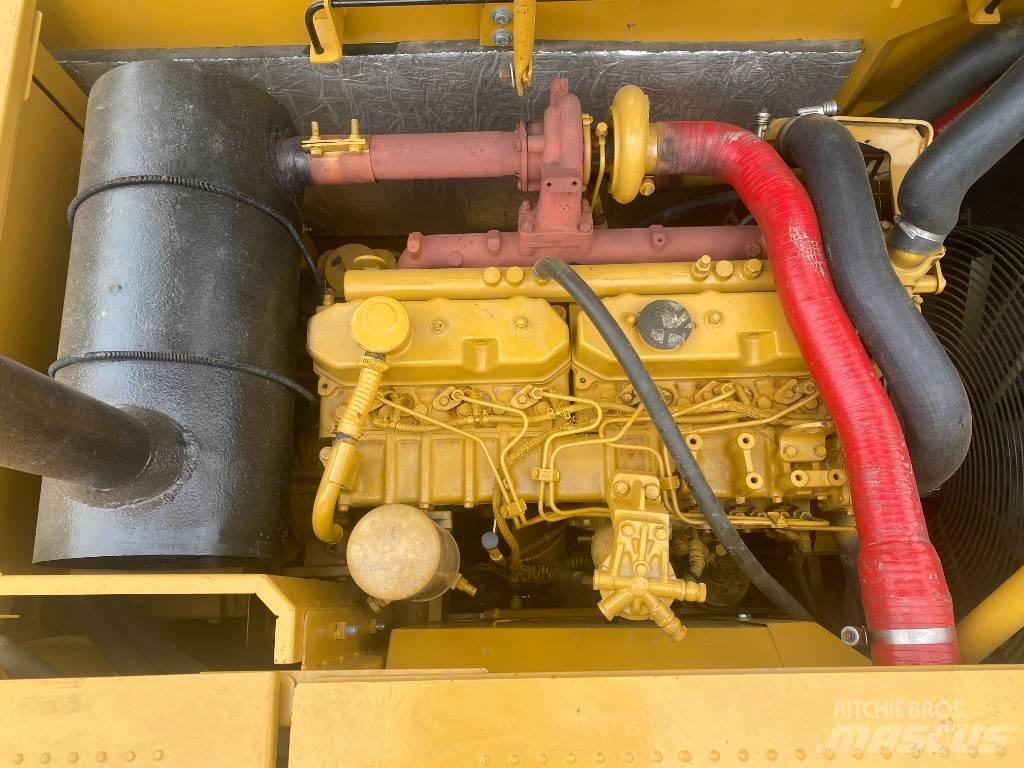 CAT 320 D Koparki gąsienicowe