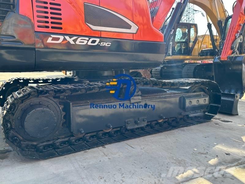 Doosan DX 60 Koparki gąsienicowe