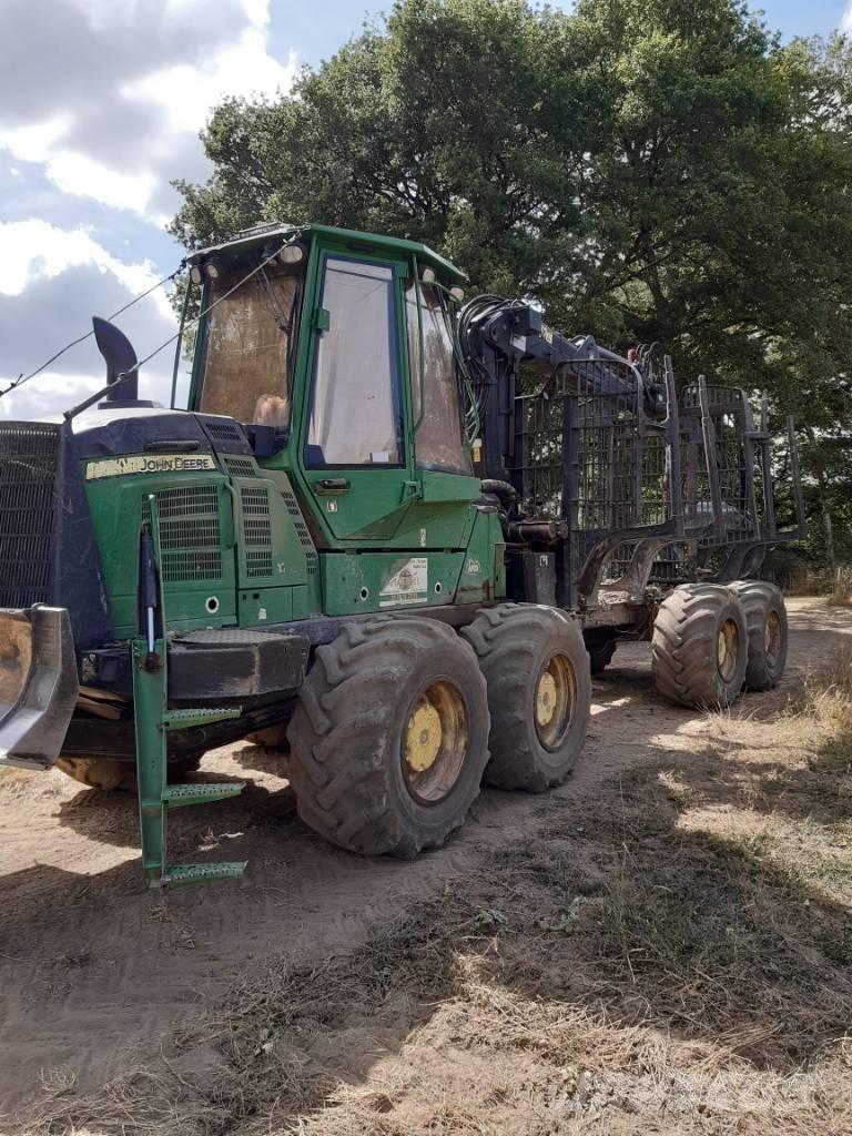 John Deere 1210 G Forwardery