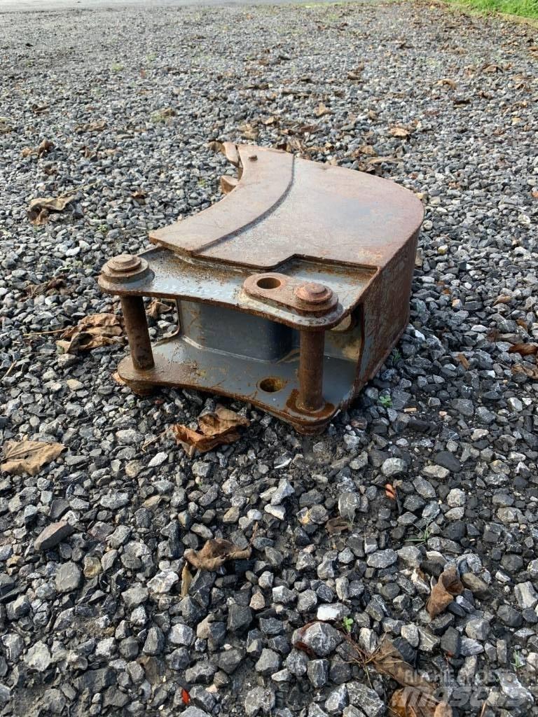 CNH GODET RETRO Osprzęt i komponenty - inne