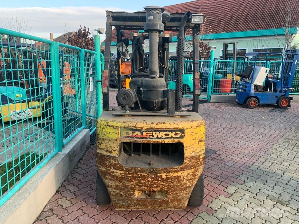 Daewoo D30S-3 V-3523 Wózki Diesla