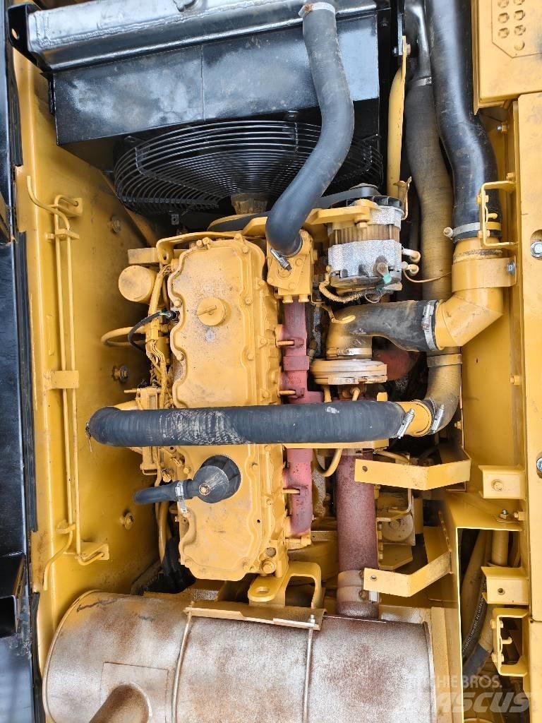 CAT 325 C Koparki gąsienicowe