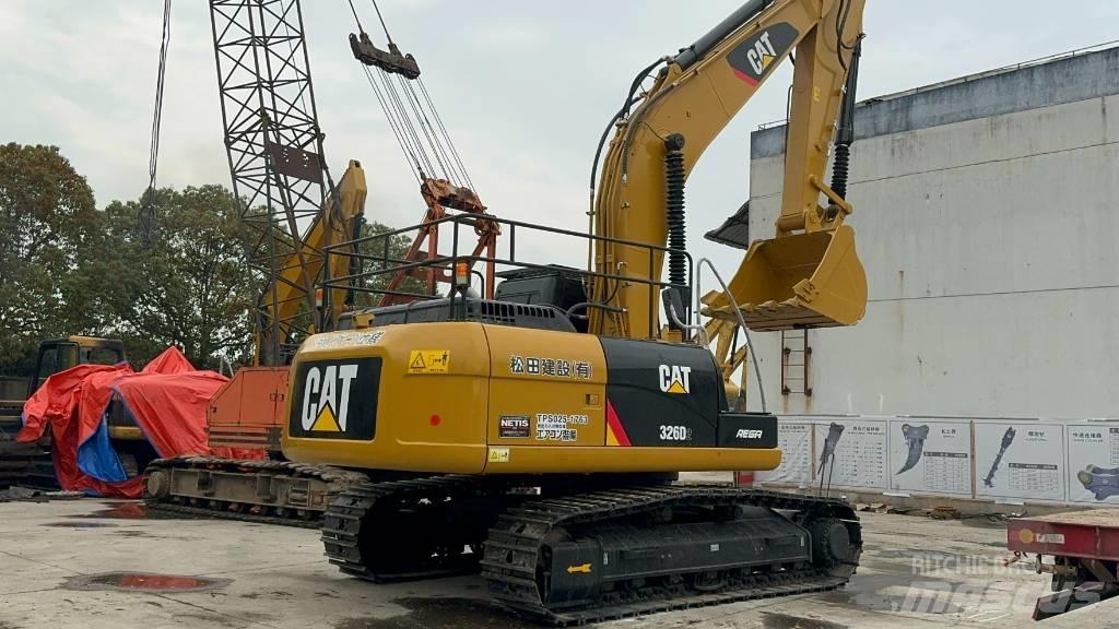 CAT 326D2 Koparki gąsienicowe