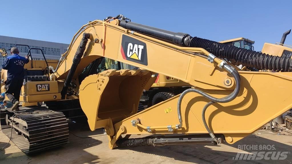 CAT 2018 CAT 320 Koparki kołowe