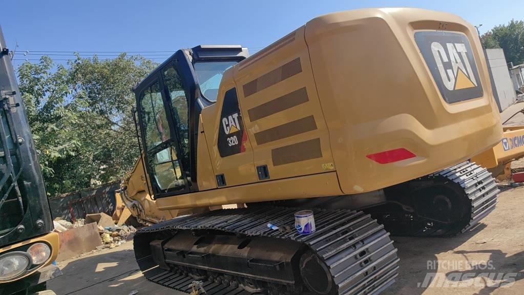 CAT 2018 CAT 320 Koparki kołowe