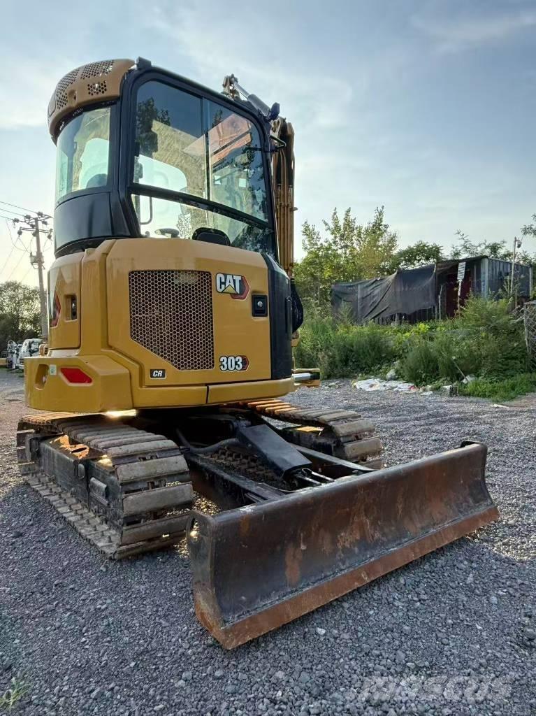 CAT 303 CR Minikoparki