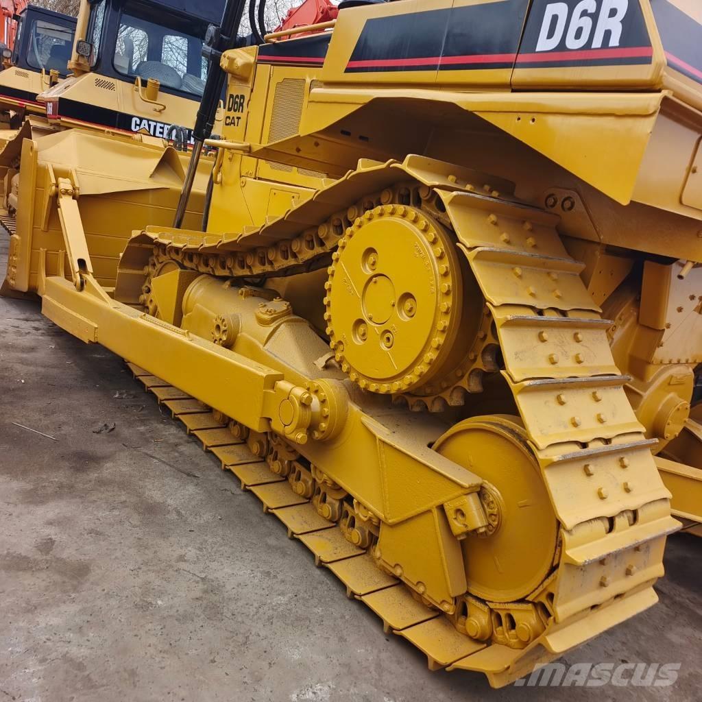 CAT D 6 R Spycharki gąsienicowe