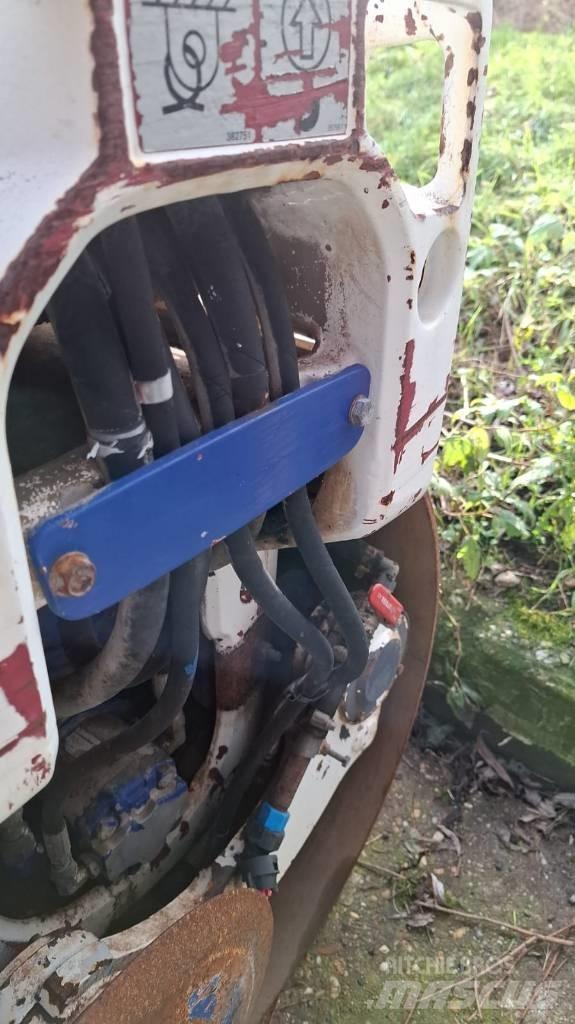 Dynapac CC1200 VI Walce dwubębnowe