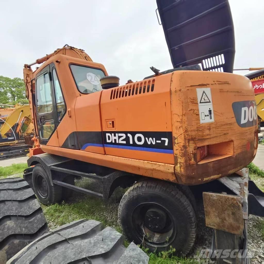 Doosan DH 210 W-7 Koparki kołowe