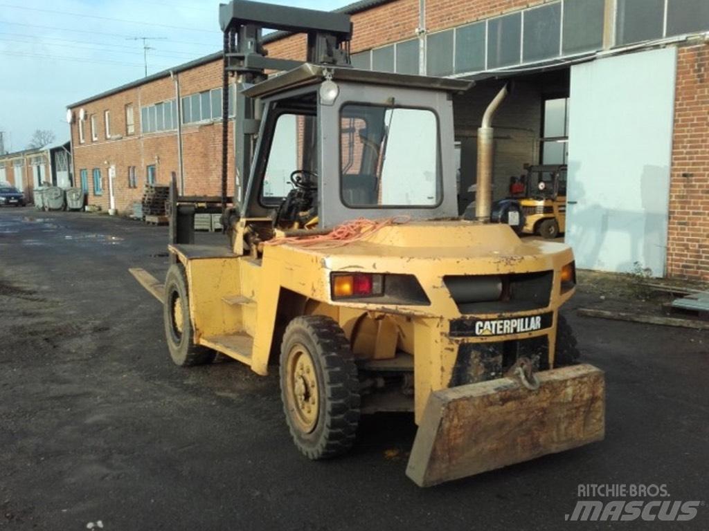 CAT DP90 Wózki Diesla