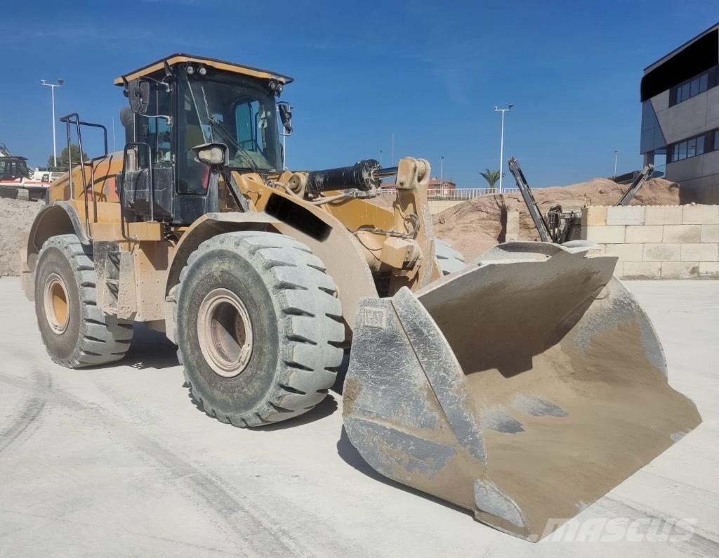 CAT 966 M Ładowarki kołowe