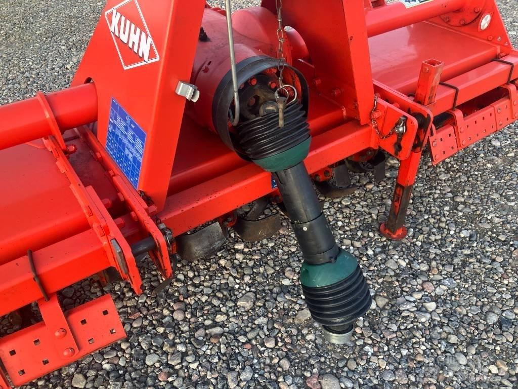 Kuhn EL 122 Glebogryzarki