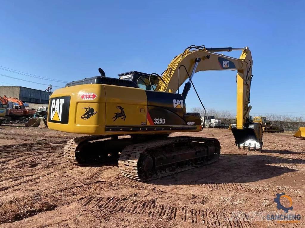 CAT 325 D Koparki gąsienicowe