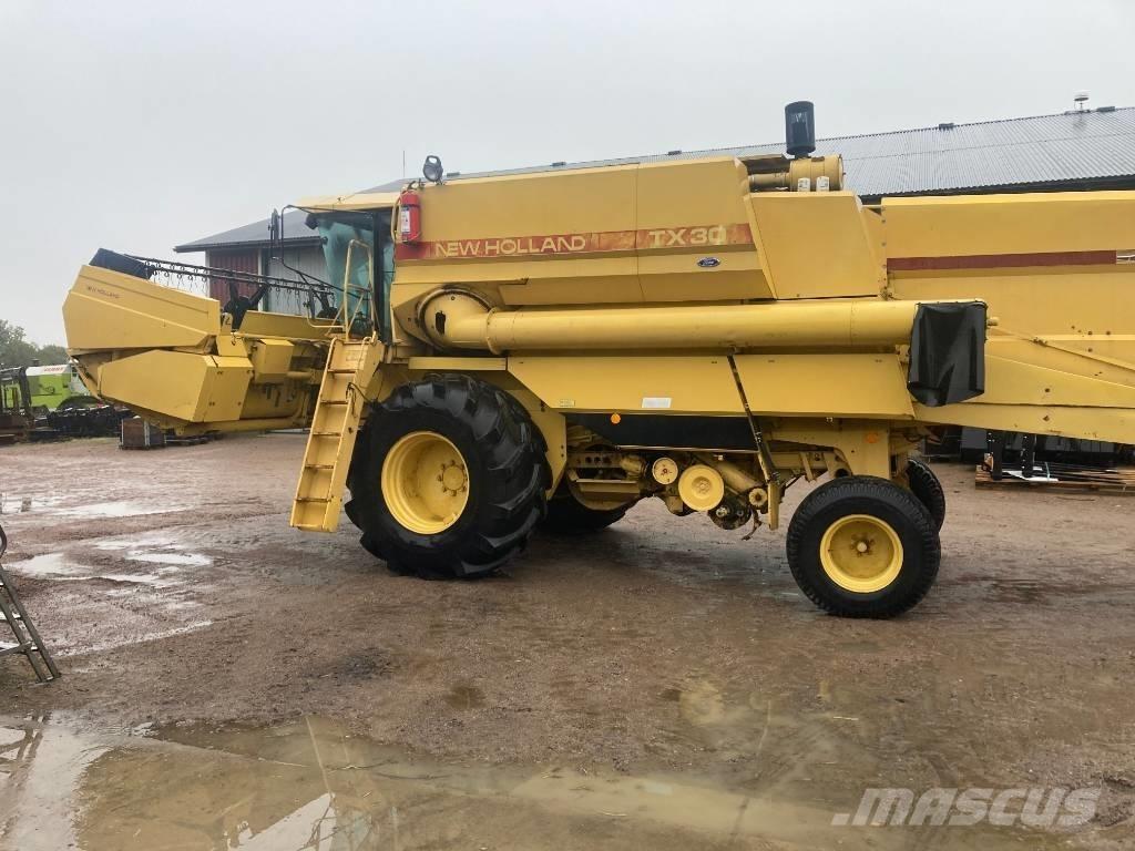New Holland TX 30 Kombajny zbożowe
